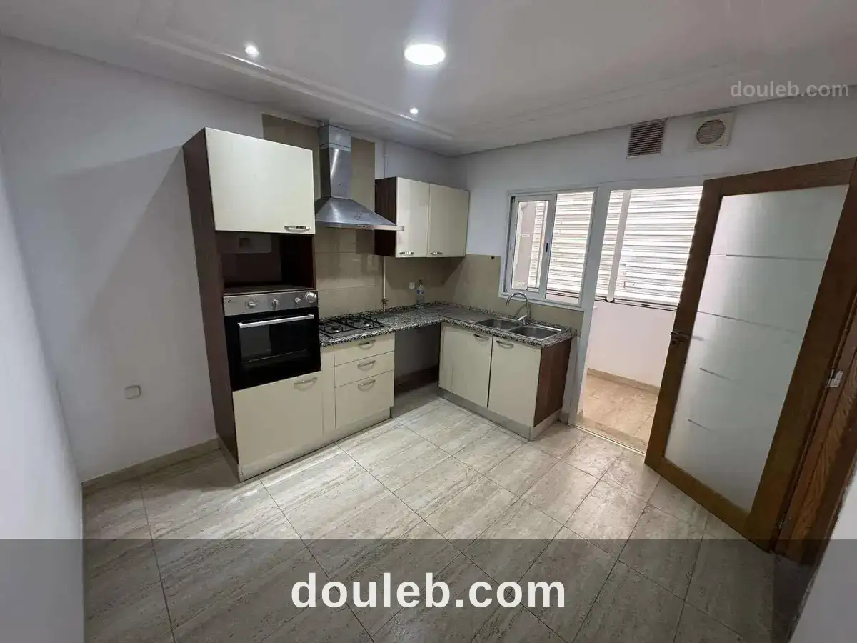 S2 1500 d ennasr 2 à Tunis