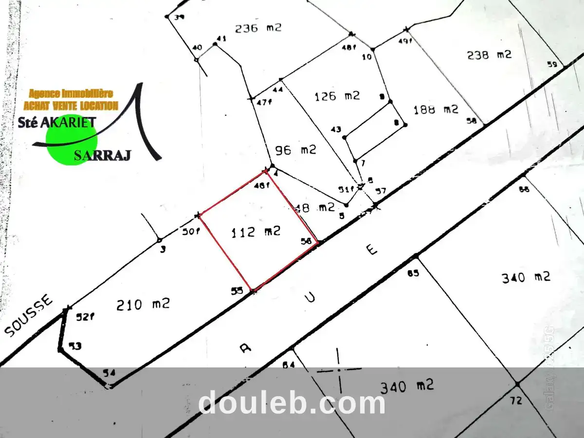 Terrain 112m avec fondation à akouda el werfeli à Tunis
