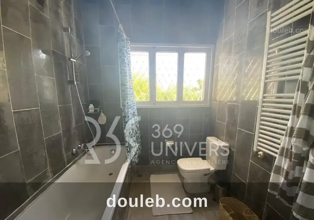 Duplex avec vue sur mer à carthage ref rd069 à Tunis