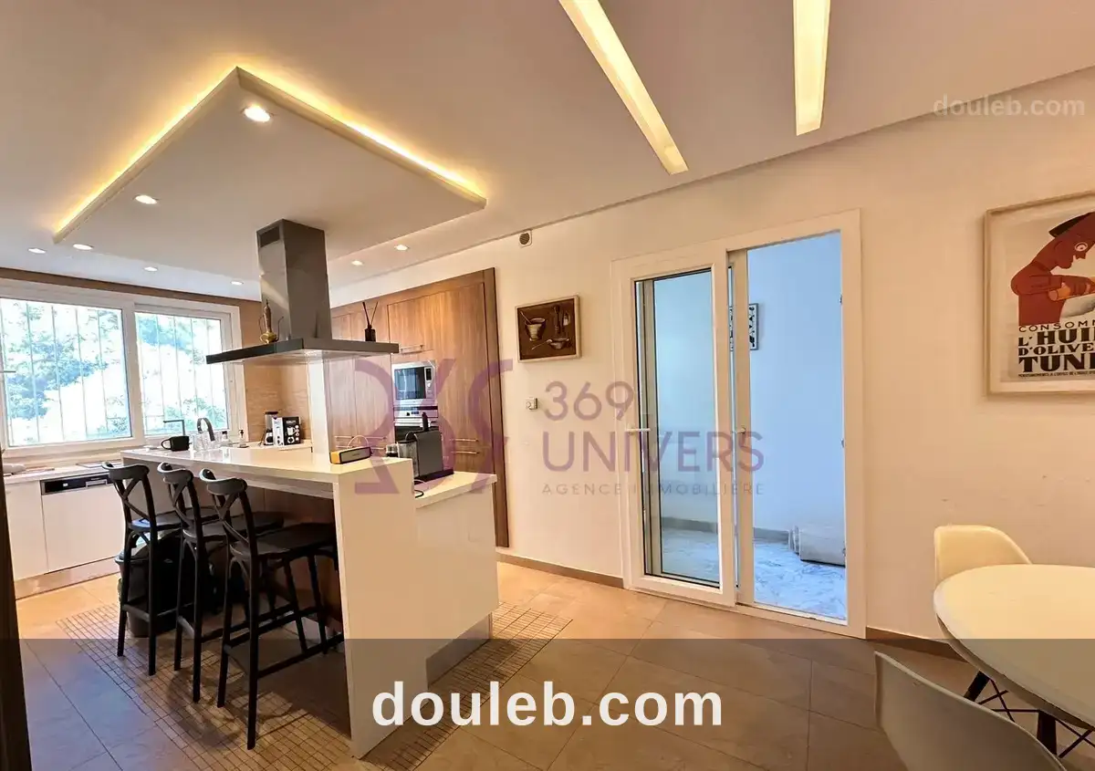Appartement avec vue dégagée à la marsa ref ra072 à Tunis