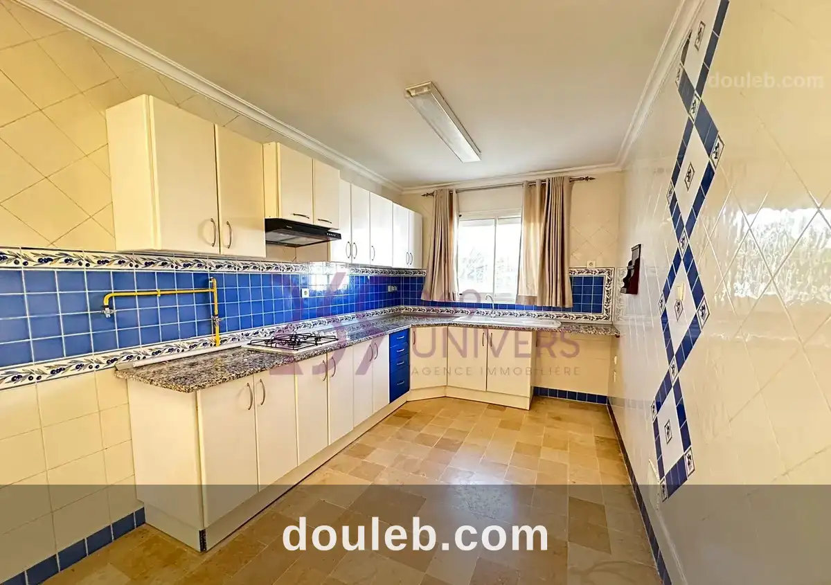 Villa avec jardin à la marsa ref rh098 à Tunis