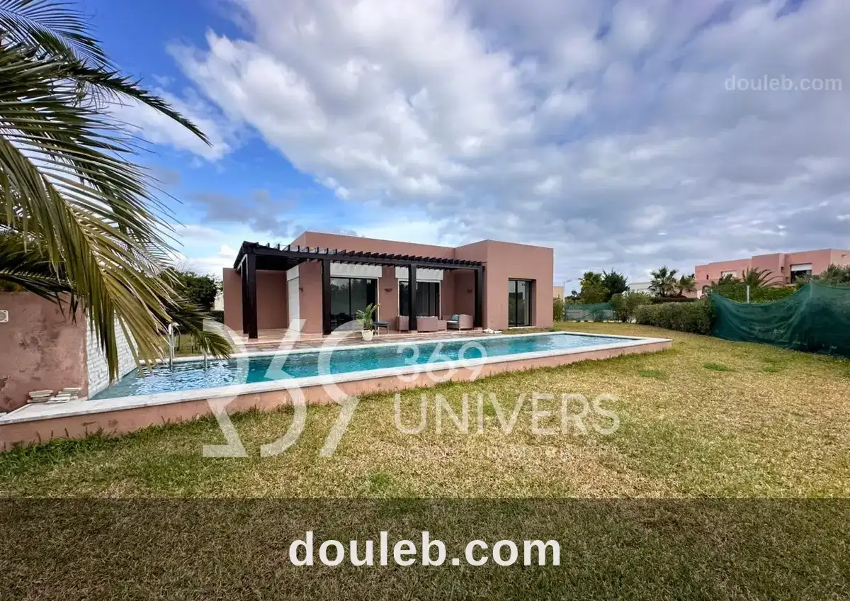 Villa plain pied avec piscine à gammarth rh139 à Tunis