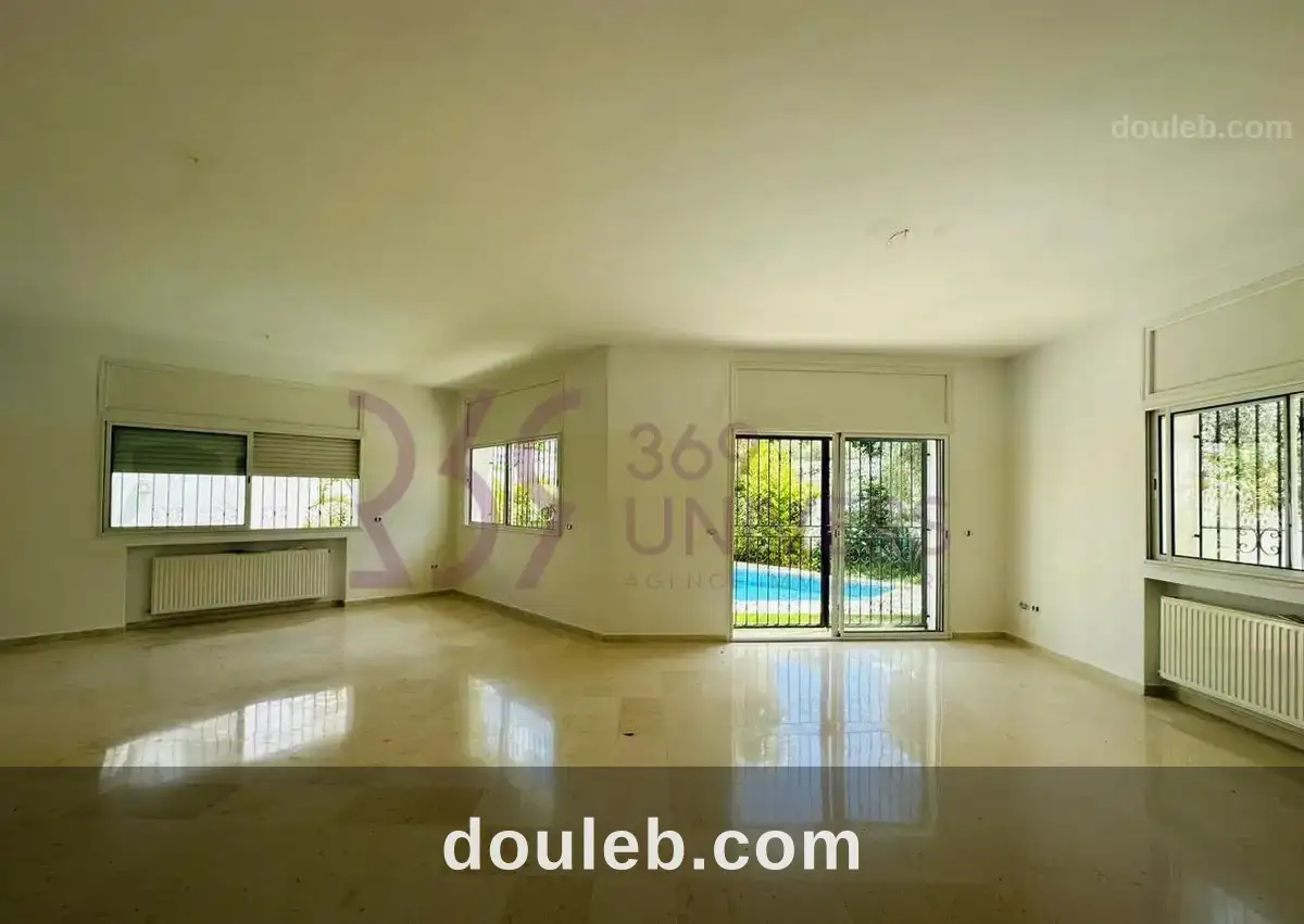 Villa avec piscine à gammarth ref rd040 à Tunis