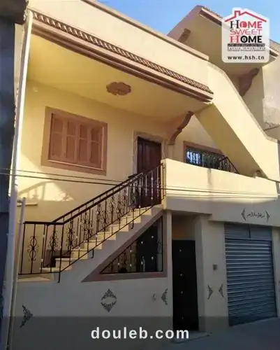 Immeuble al ahmadi à boumhal à Tunis