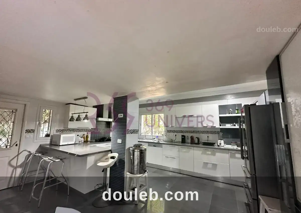 Rez de chaussee avec jardin a carthage ref ra069 à Tunis