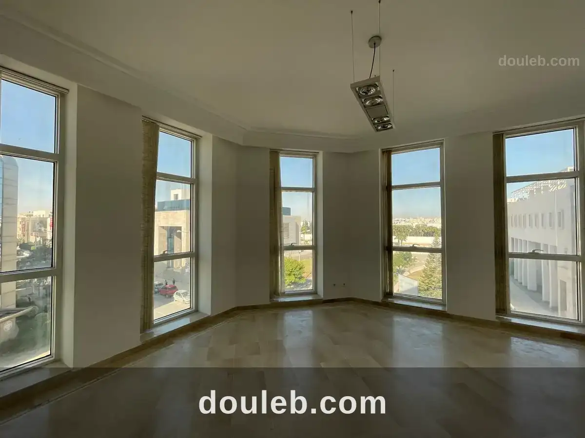 Bureau h1 au lac2 à Tunis