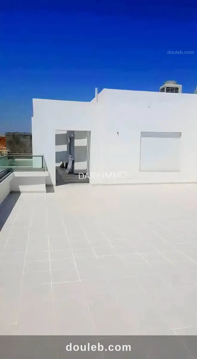 Appartement s4 penthouse luxueux à ennasr 2 à Tunis
