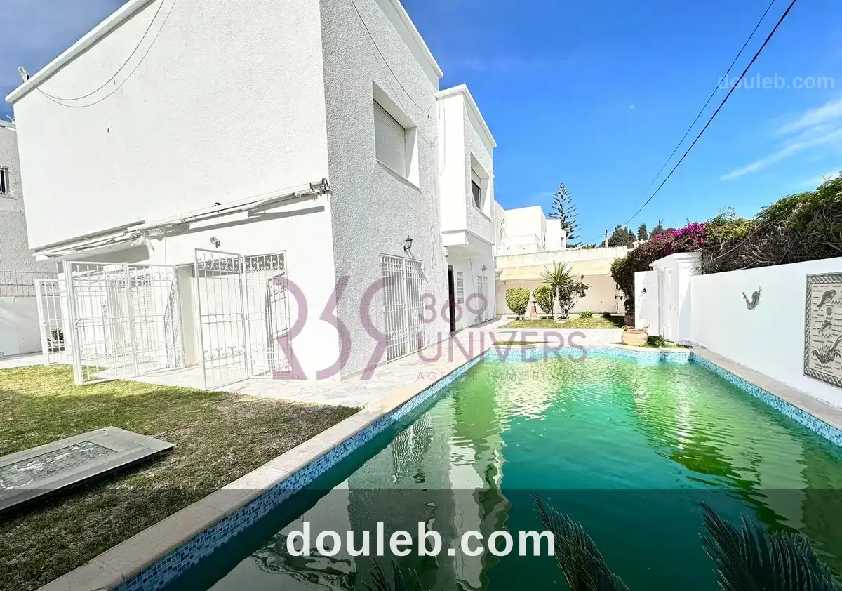 Villa avec piscine à gammarth ref rh099 à Tunis