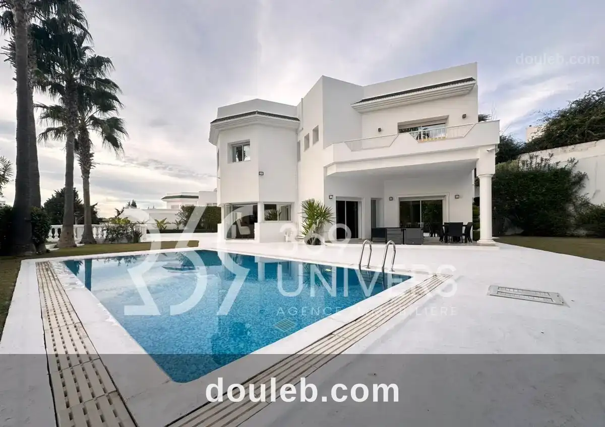Villa avec vue dégagée à gammarth ref rh142 à Tunis