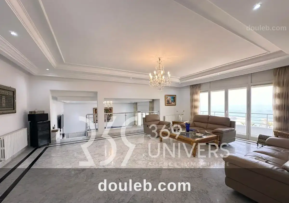 Etage avec vue sur mer à la marsa ref ra130 à Tunis