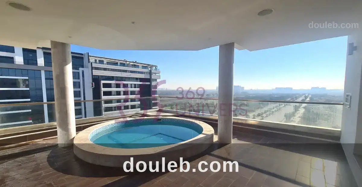 Penthouse avce piscine au lac 2 ref ra065 à Tunis