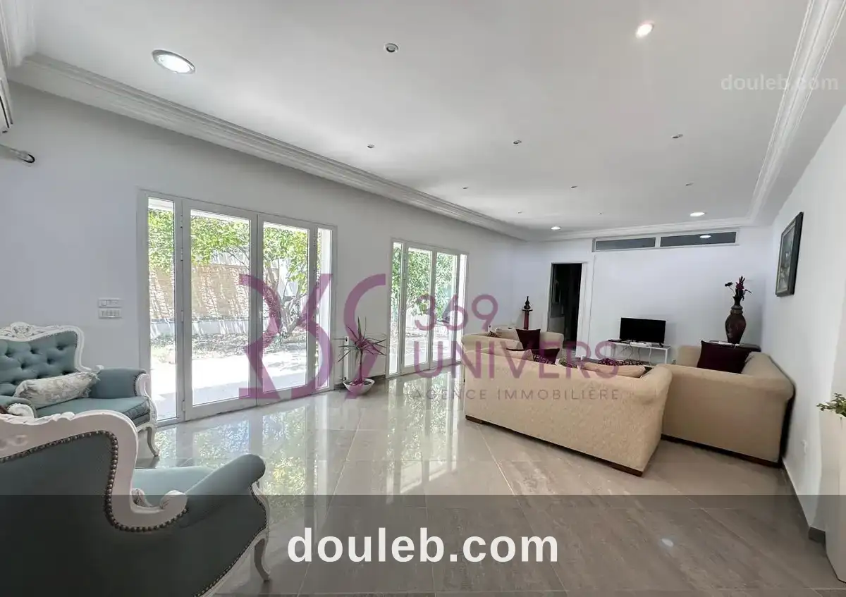 Rez de chaussee avec jardin a carthage ref ra086 à Tunis