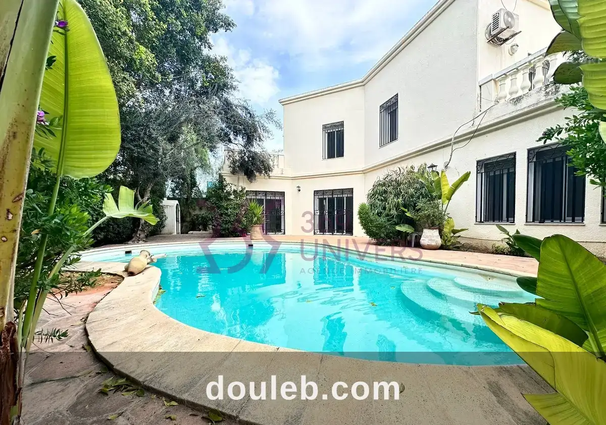 Villa avec piscine à la marsa ref rh091 à Tunis
