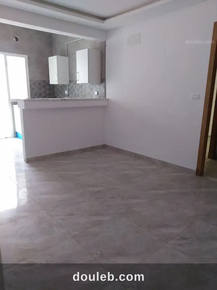 S plus un bien ensoleillé à l'aouina à Tunis