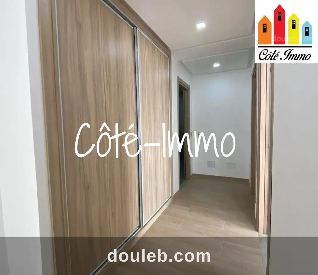 Appartement s2 hst à rades à Tunis