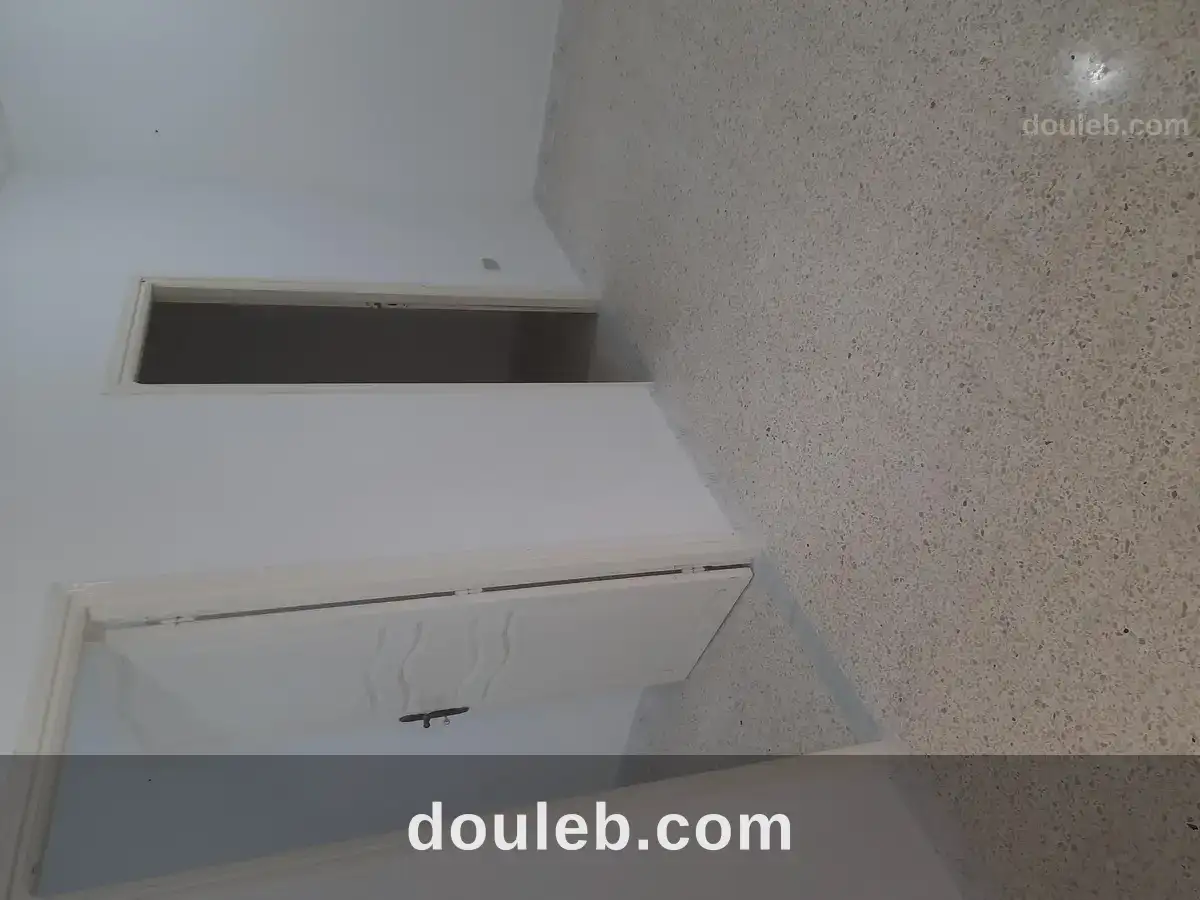 Appart 2 pièces au rez de chaussée à Tunis