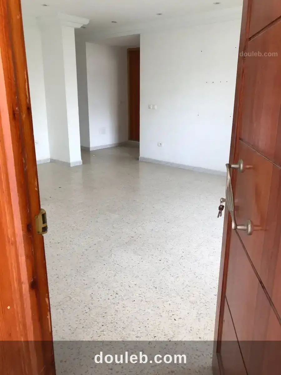 Appart salon et 2 chambres à Tunis