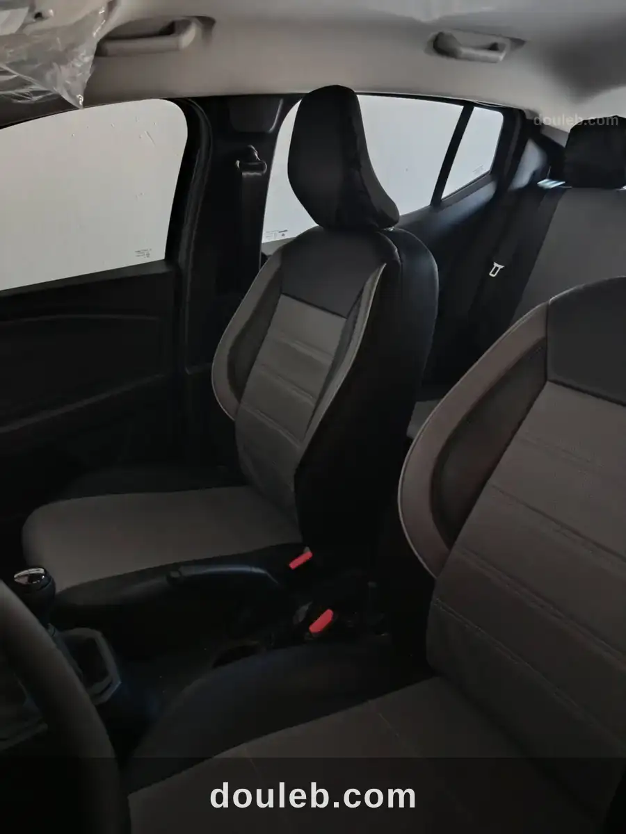 Dacia renault neuve à Tunis