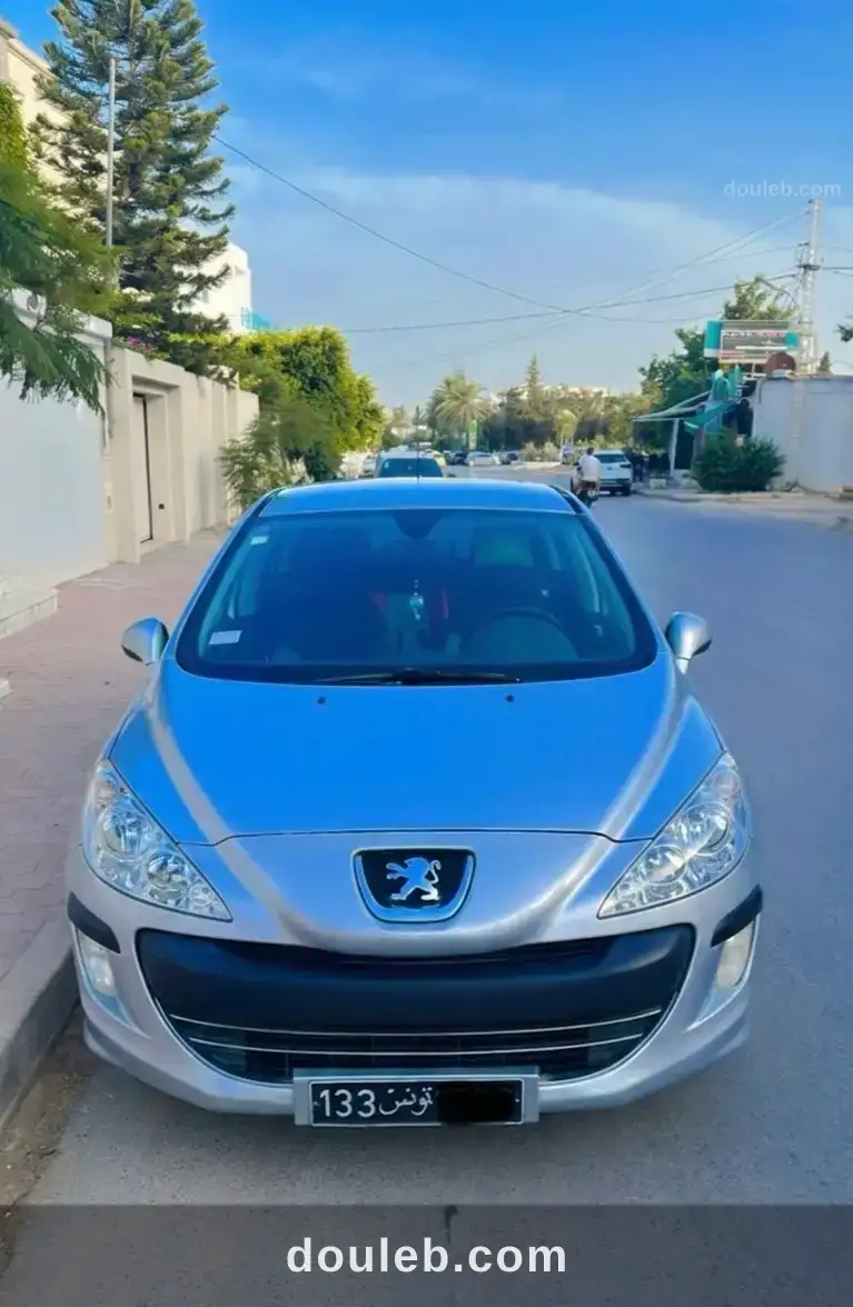 Peugeot 308 à Tunis