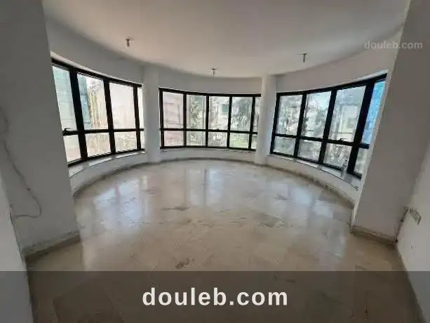 Bureau h5 1900d montplaisir à Tunis