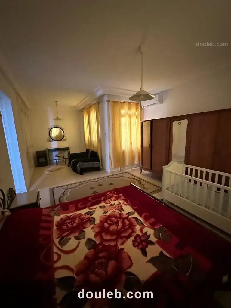 Spacieux étage villa richement meublé à Tunis