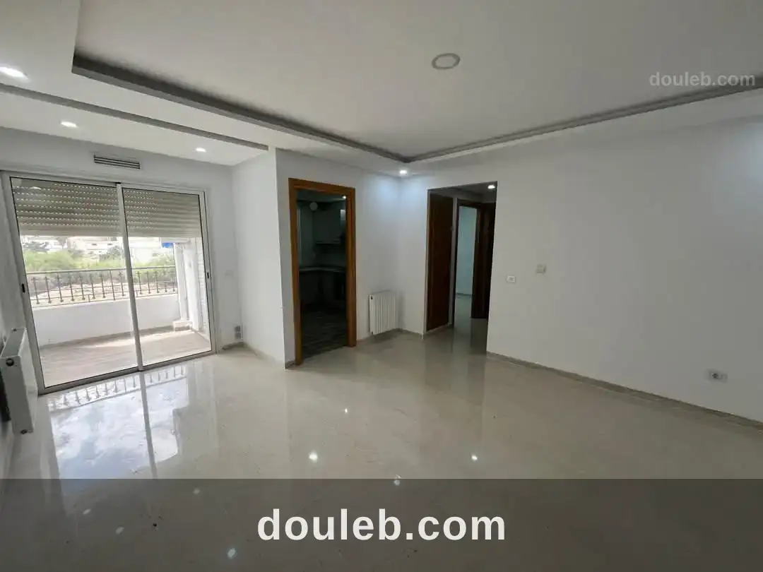 S2 1200d soukra à Tunis