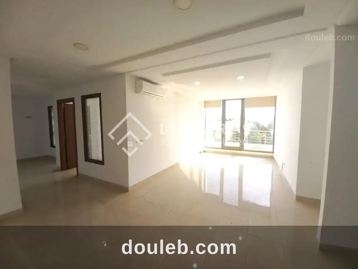 Un bureau a6 au lac 2 à Tunis