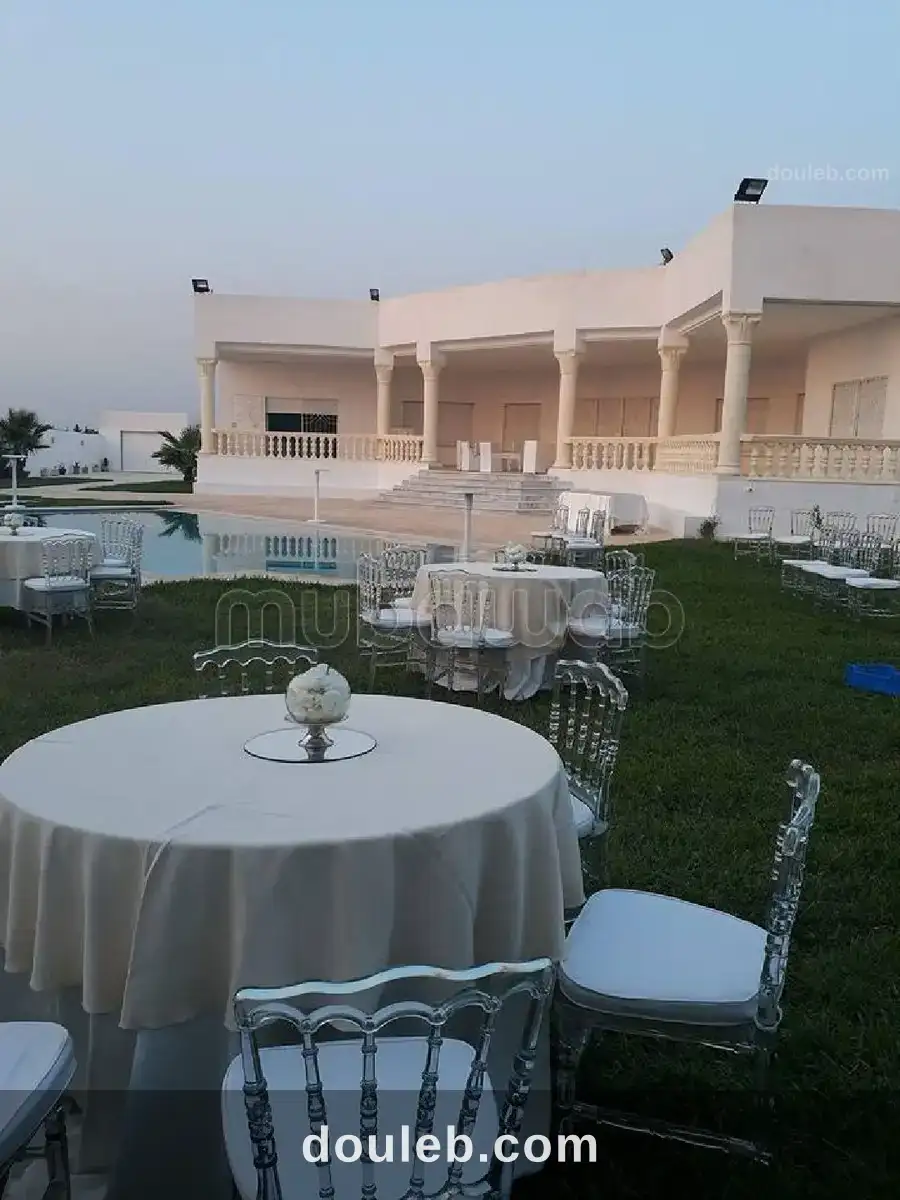 Villa de maitre cebalet ben ammar 5 mn de geant à Tunis