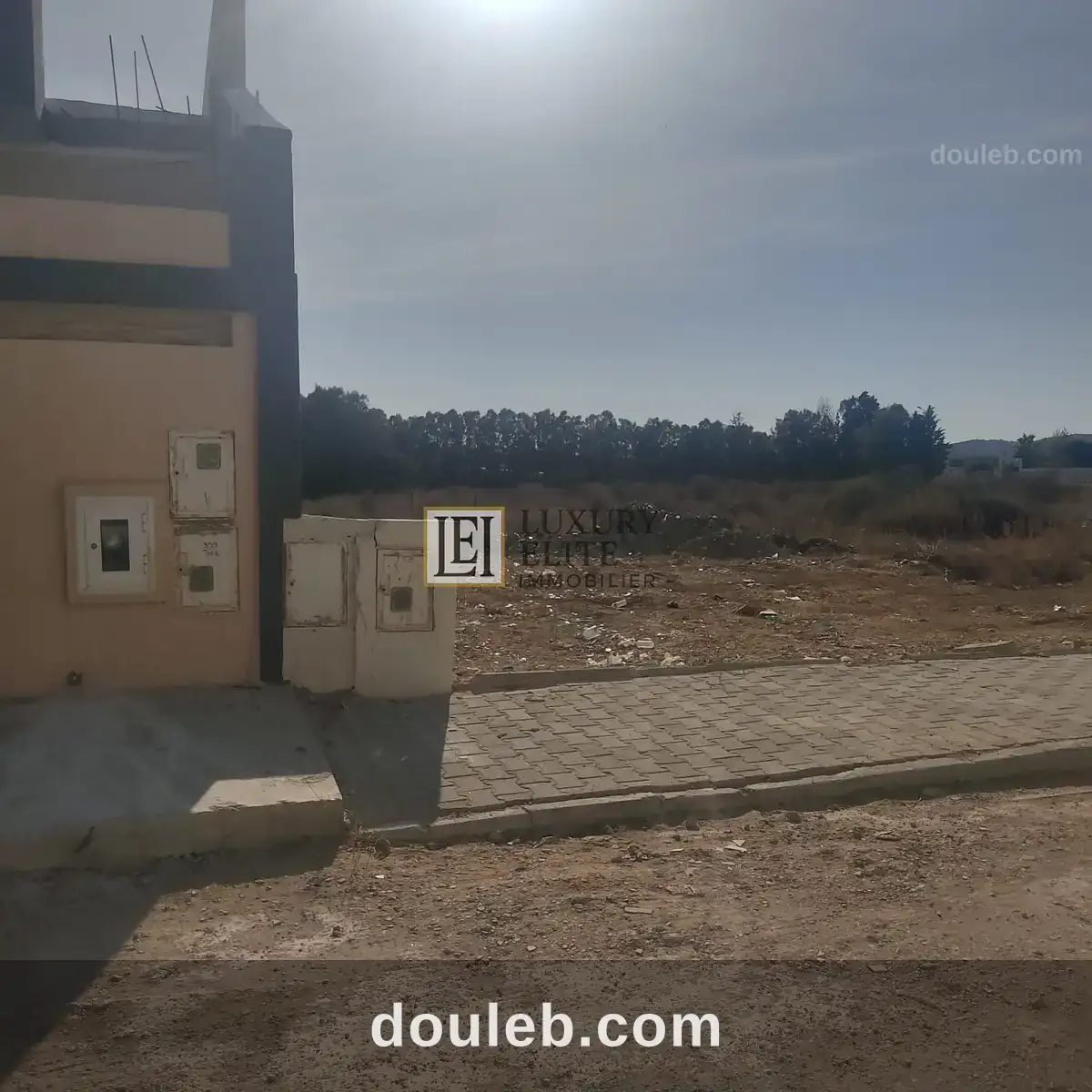 2 lots jumelés à Tunis