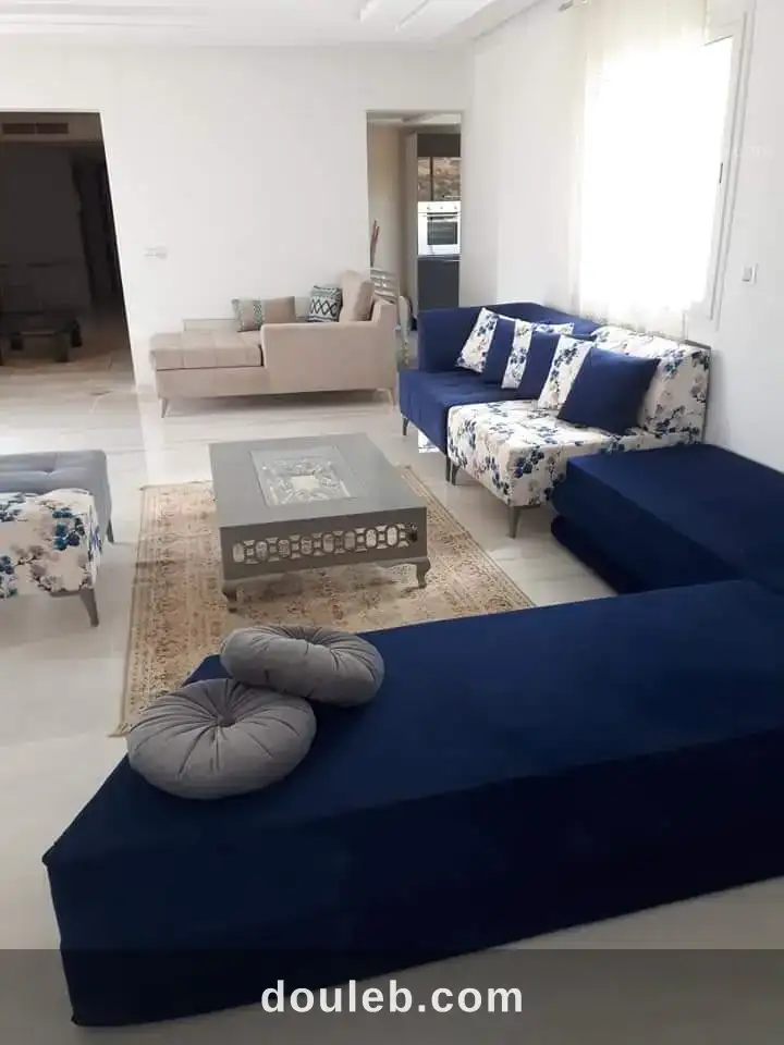 Apprt s2 hst meublé par nuitée 100dt à Tunis