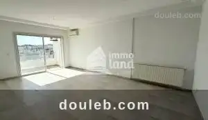 Appartement s2 de 131m2 et 30m2 à Tunis