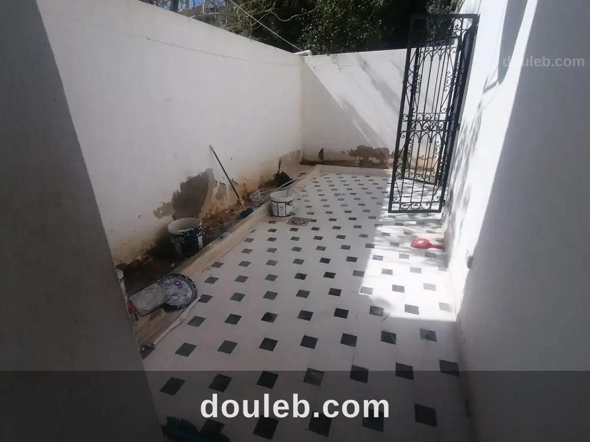 Un bureau en h3 à la marsa sidi abdelaziz à Tunis