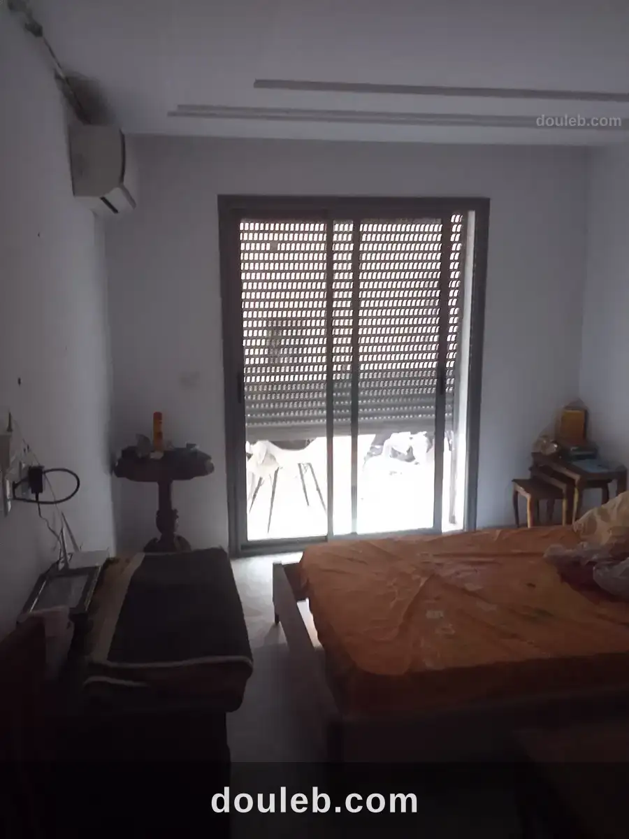 S plus un a partager à Tunis