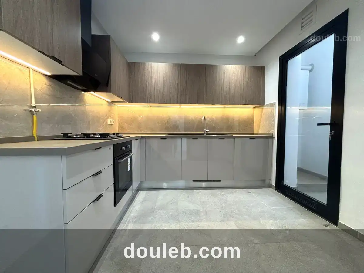 Appartement s2 neuf à chotrana 3 à Tunis