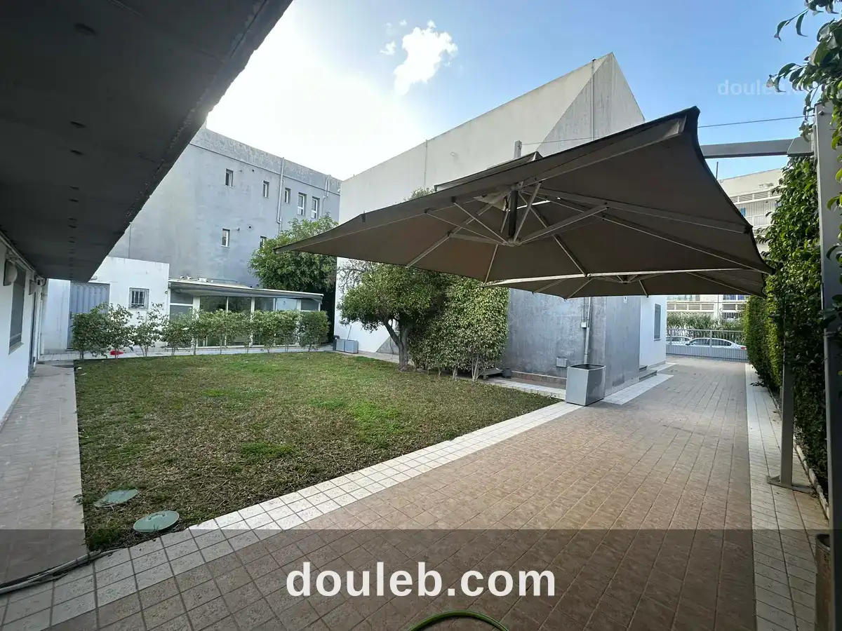 Immeuble bureautique meublé à menzah 1 à Tunis