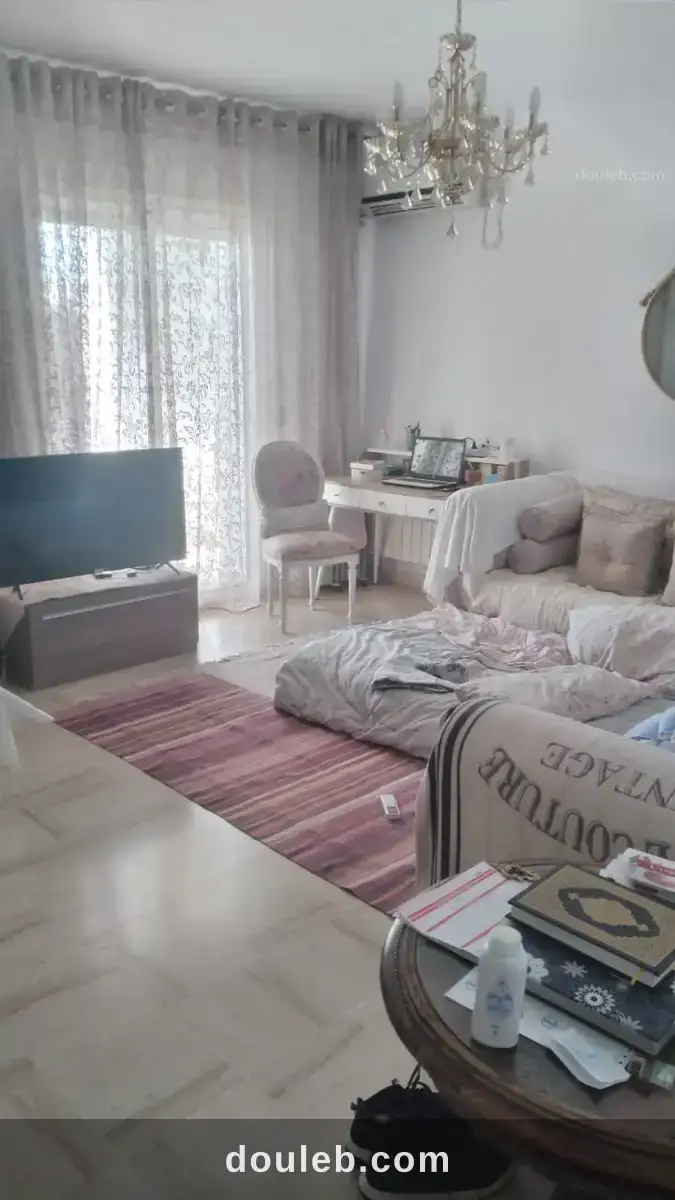 S2 près showroom mazda à Tunis