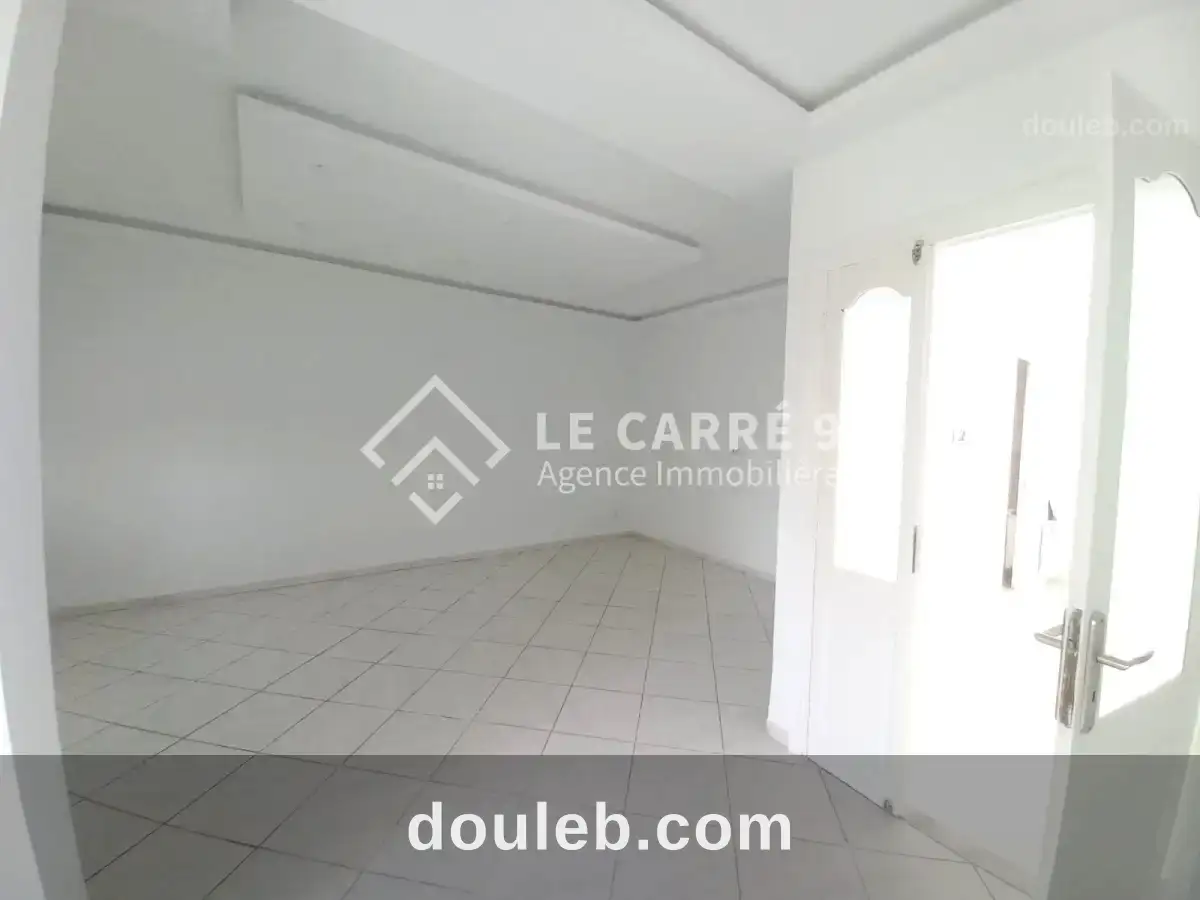 Etage de villa s3 à ain zaghouan nord à Tunis