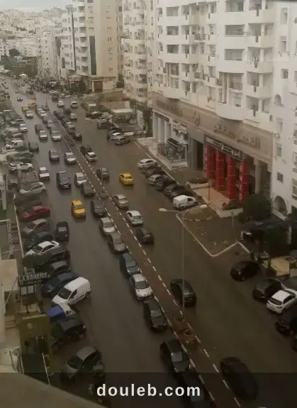 Cité ennasr bureau 420 dt par mois à Tunis