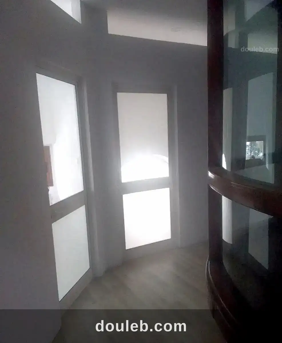 Bureau 420 dt cité ennasr à Tunis