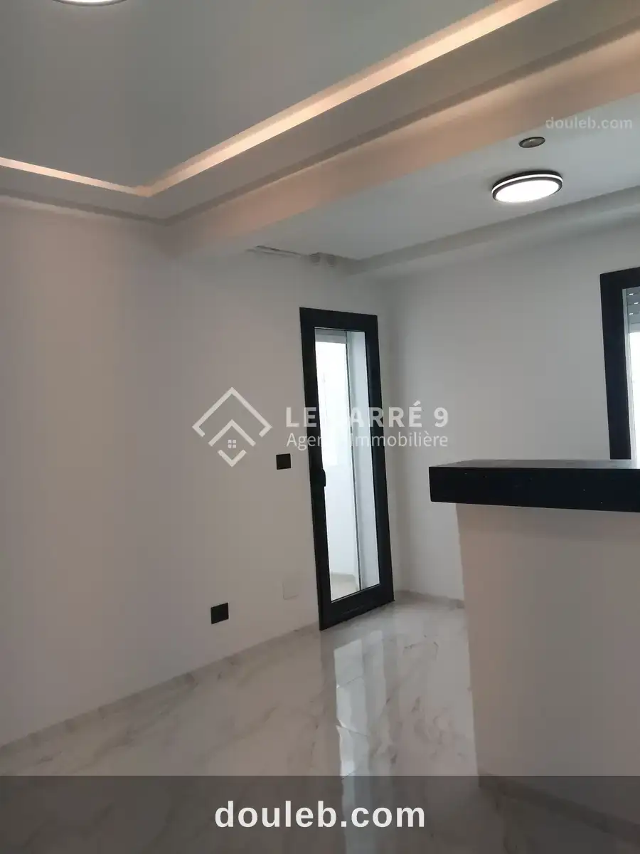 Un s1 neuf à cité les palmeraies à Tunis