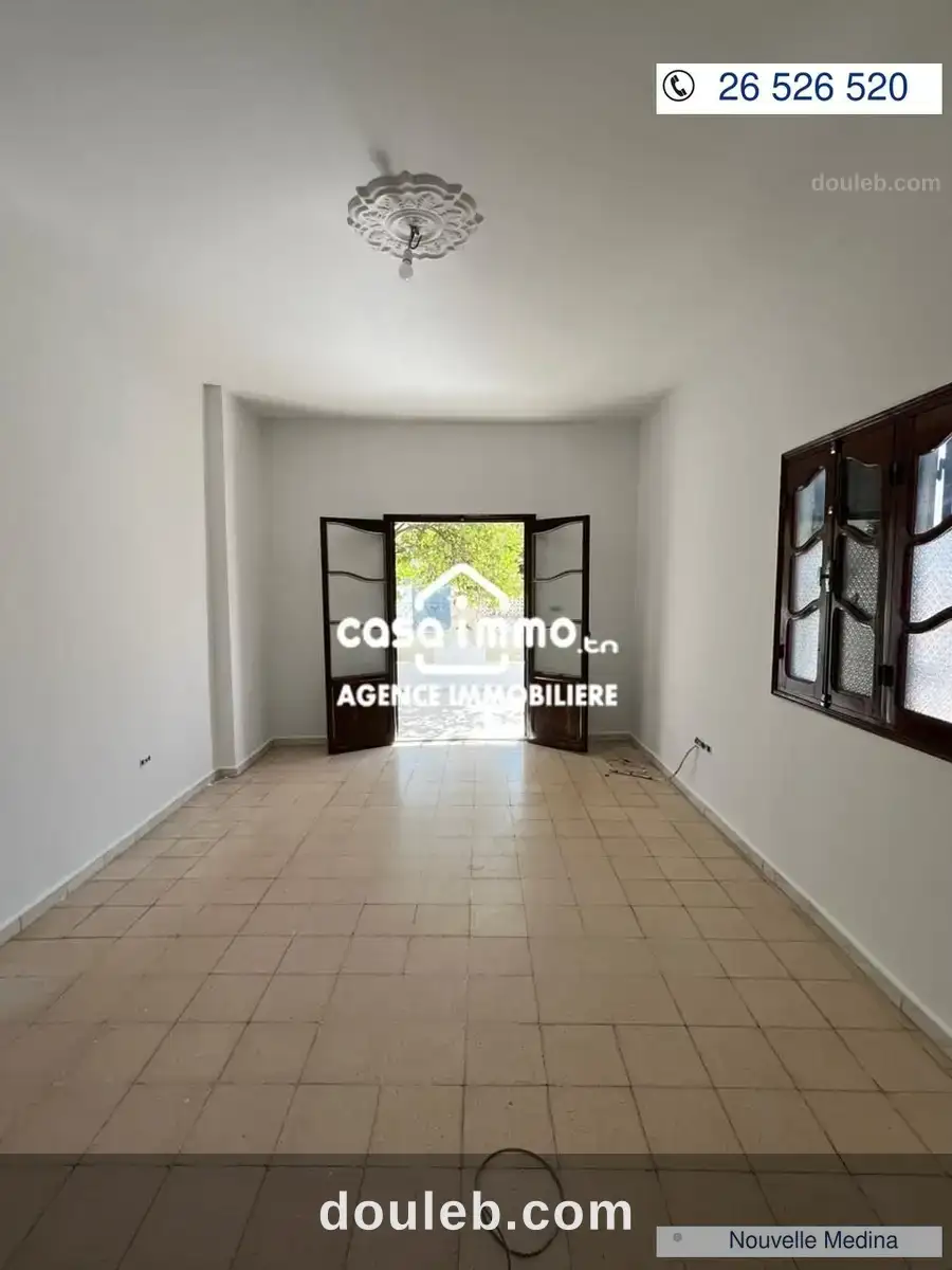 Etage rdc s3 à nouvelle médina 3 à Tunis