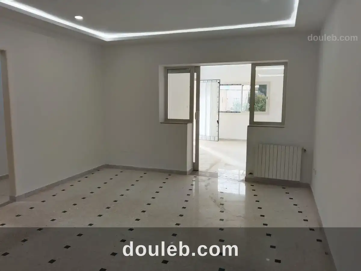 Boumhel vnt s3 128m2 à Tunis