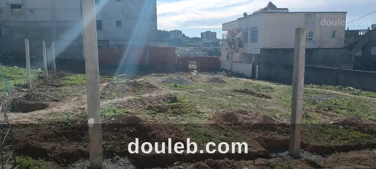 Terrain constructible au jardin d'el menzah 1 à Tunis
