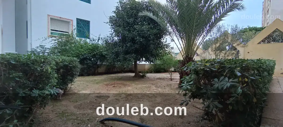 Appartement s3 rdc au ennasr 2 à Tunis