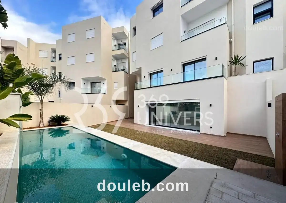 Triplex avec piscine au jardins de carthage à Tunis