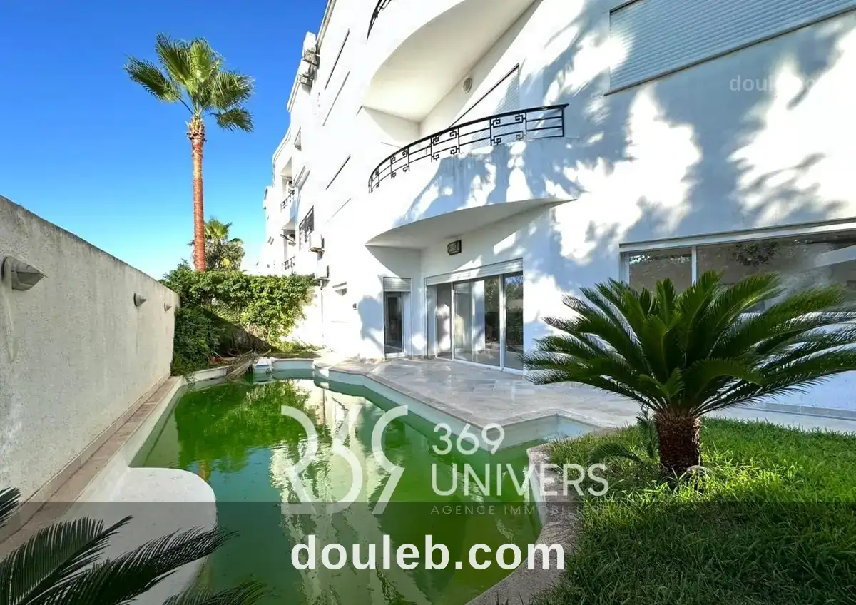 Villa avec piscine à gammarth ref rh116 à Tunis
