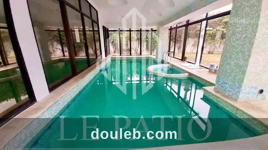 Villa s4 avec piscine couverte a la marsa à Tunis