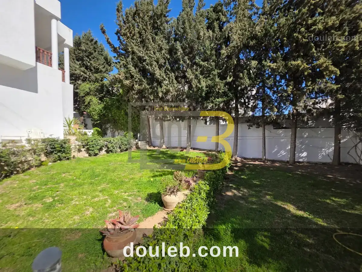 Villa à el menzah 7 à Tunis