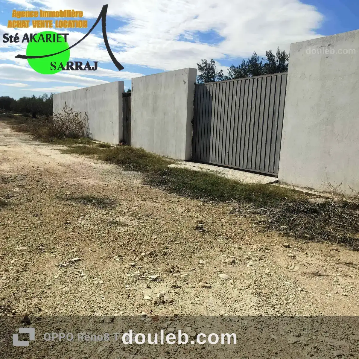 Très bon offre terrain clôturé 1000m à rmila à Tunis