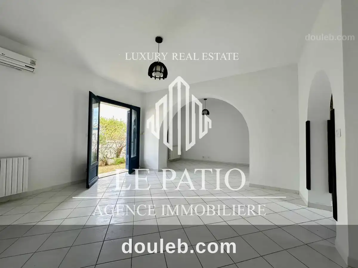 Duplex s3 a gammarth golden t à Tunis